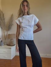 Load image into Gallery viewer, Vintage Veronika Maine tee