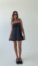 Load image into Gallery viewer, PRE-ORDER Sago scrunch dress - Charcoal cotton
