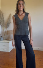 Load image into Gallery viewer, 90&#39;s CUE top
